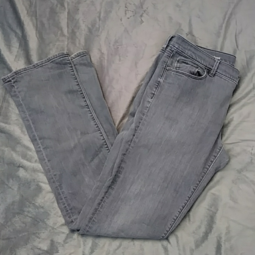 Stylish Grey jeans modern boot cut ✂